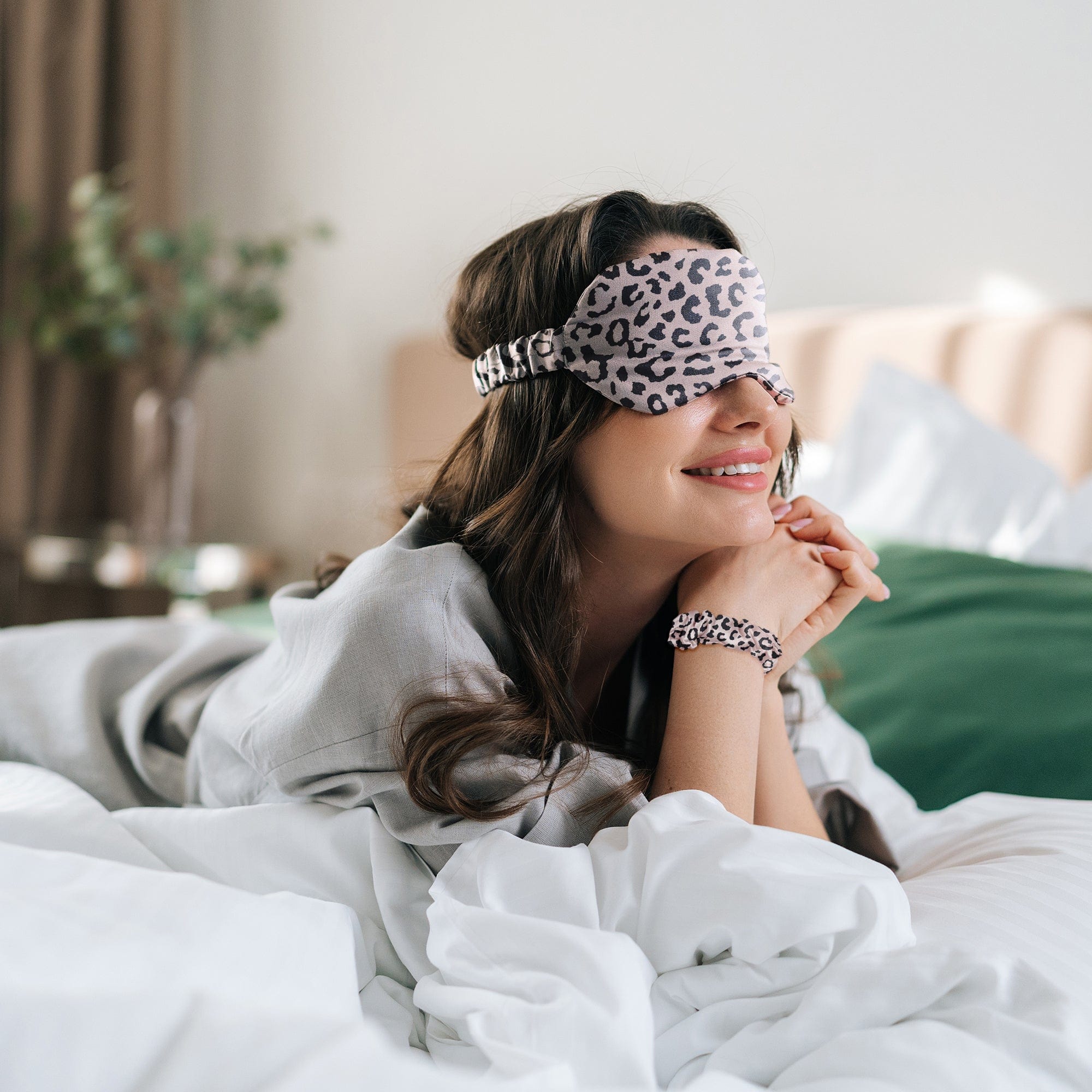 Satin Self Care Sleep Set - Leopard